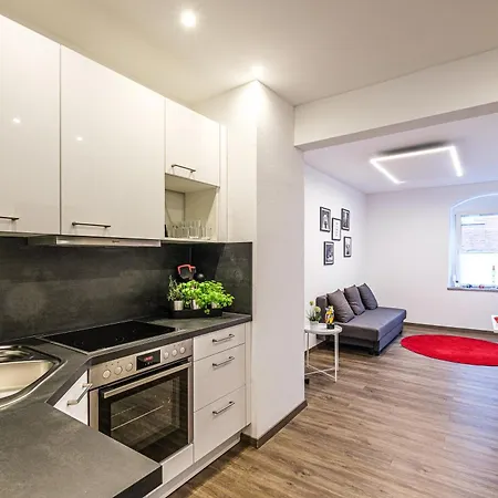 Ulmer Stadtwohnung Lägenhet *