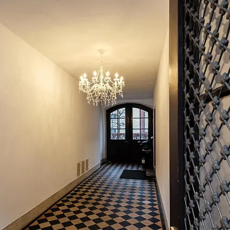 Apartman Ulmer Stadtwohnung *